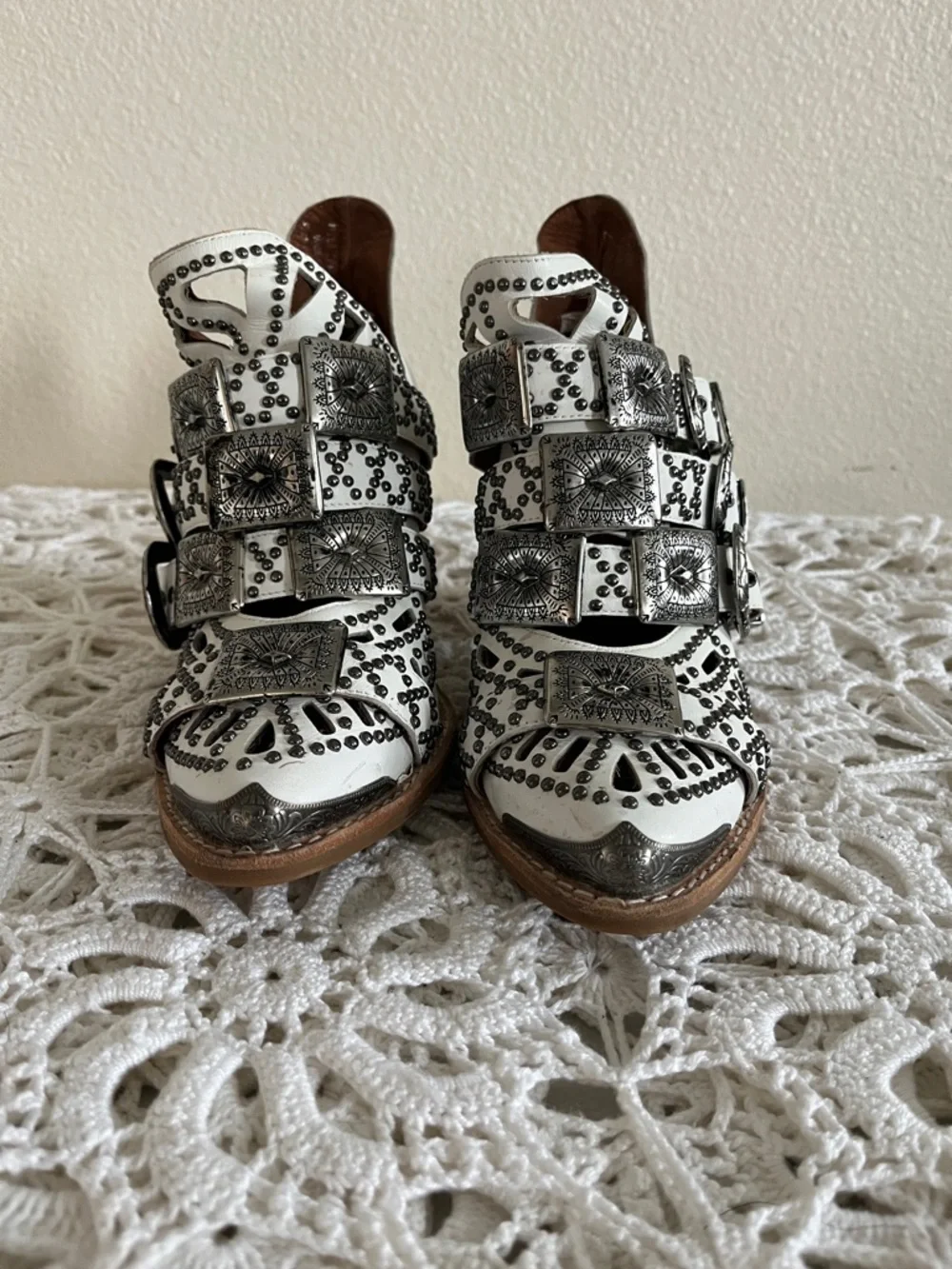 Jeffrey Campbell White Leather Buckle Western Booties with Silver Studs - Picture 6 of 7